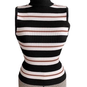 Active USA Sleeveless Sweater Top Large